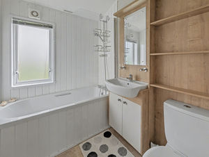 Photo 12- click for photo gallery